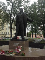 Памятник Ф.И.Шаляпину в Кирове